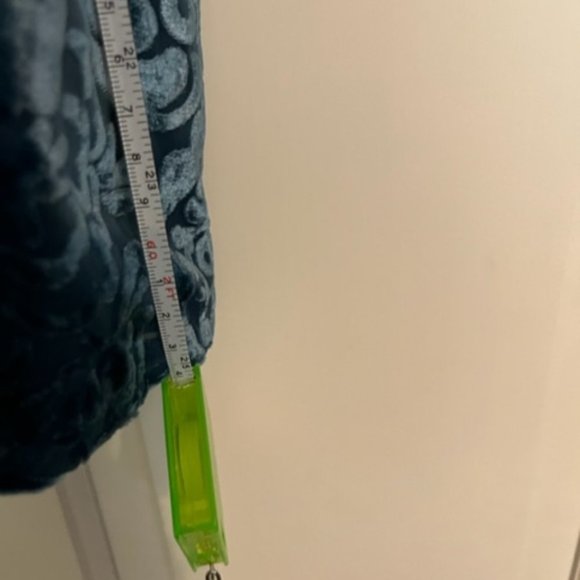 𝅺NWT Black Swan Teal velvet spaghette strap gorgeous blouse - Picture 7 of 10